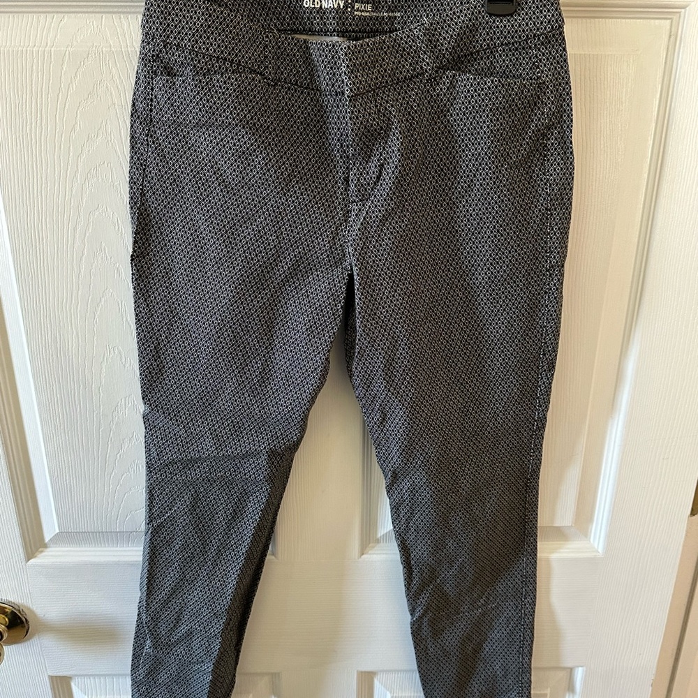 Old Navy Women's Gray Patterned Skinny Jeans